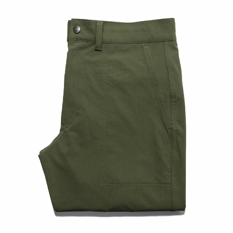 The Alpine Pant in Moss