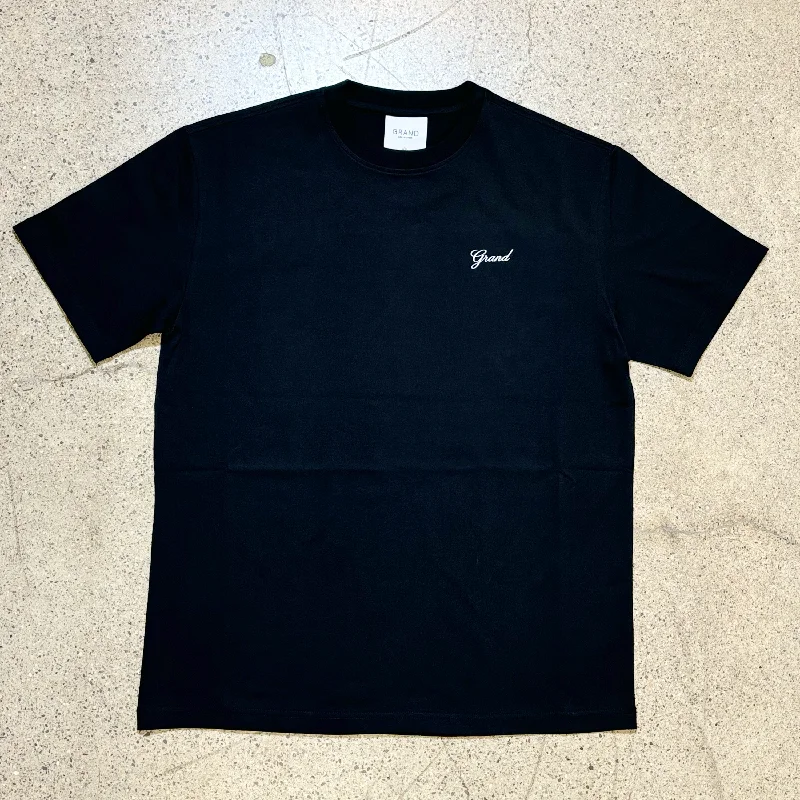 GRAND SCRIPT TEE - BLACK